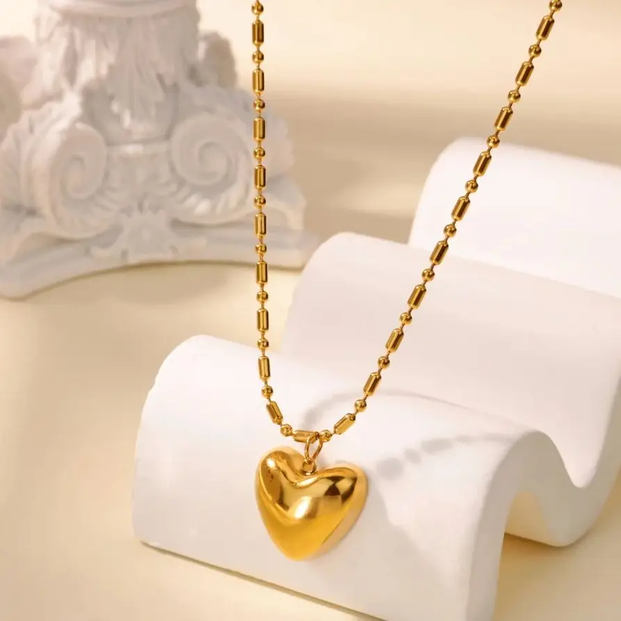 Stainless Steel Love Heart Necklace For Women New Trendy Simple Heart Pendant Necklace Jewelry Gift
Stainless Steel Love Heart Necklace For Women New Trendy Simple Heart Pendant Necklace Jewelry Gift