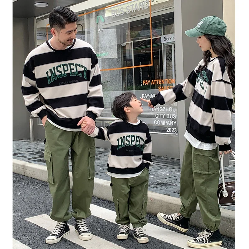 Two Piece Outfits Matching Clothes Family Sweatshirt Cargo Pants Fashion Korean Kids Mom Dad and Baby Girl Boy Same Clothing2024
Two Piece Outfits Matching Clothes Family Sweatshirt Cargo Pants Fashion Korean Kids Mom Dad and Baby Girl Boy Same Clothing2024