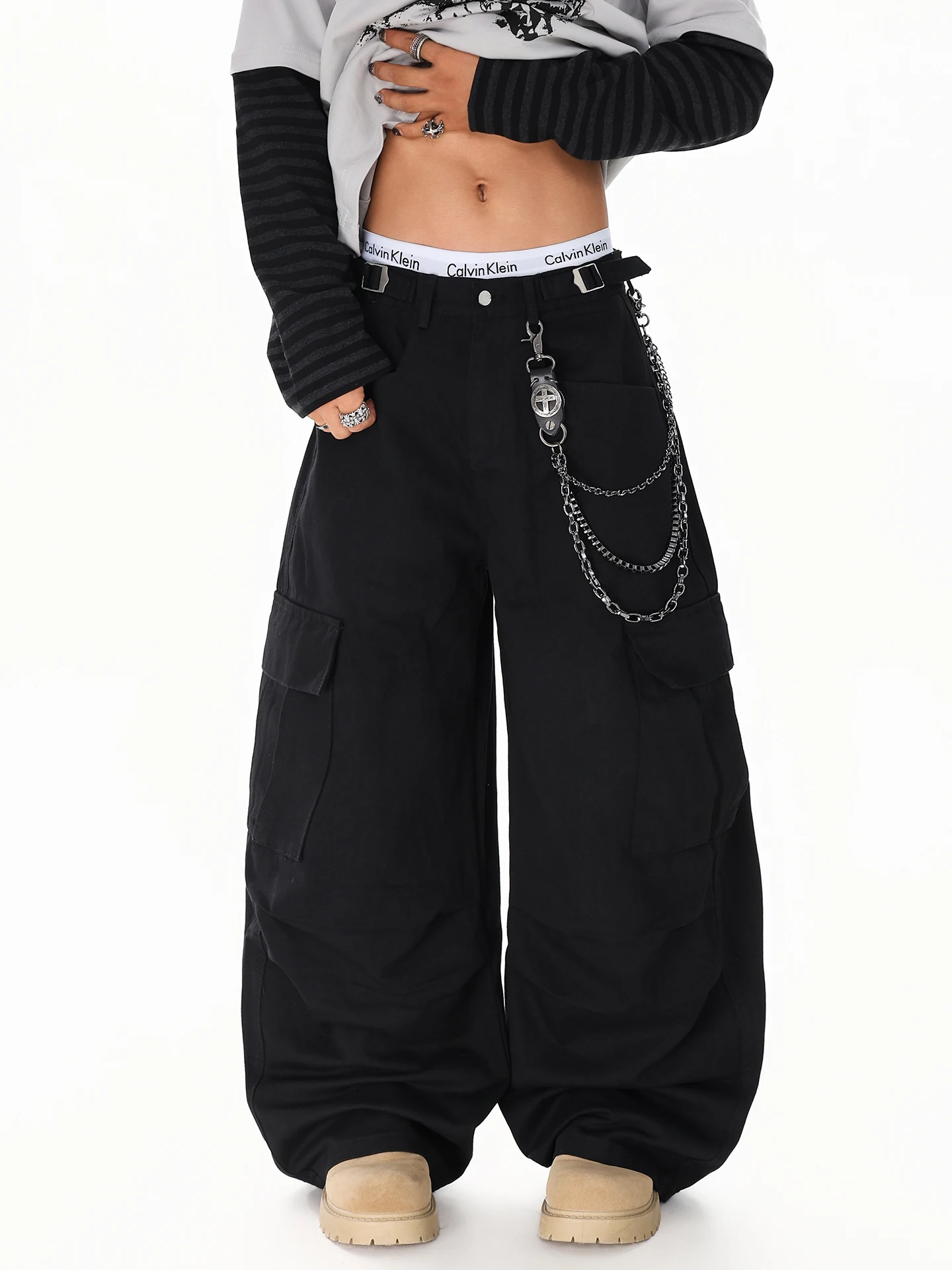 American Retro Multi-Pocket Design Casual Pants Men's Loose Wide Leg Pants Spring New Style BETEBULE Men's Loose Fit Wide Leg...
American Retro Multi-Pocket Design Casual Pants Men's Loose Wide Leg Pants Spring New Style BETEBULE Men's Loose Fit Wide Leg...