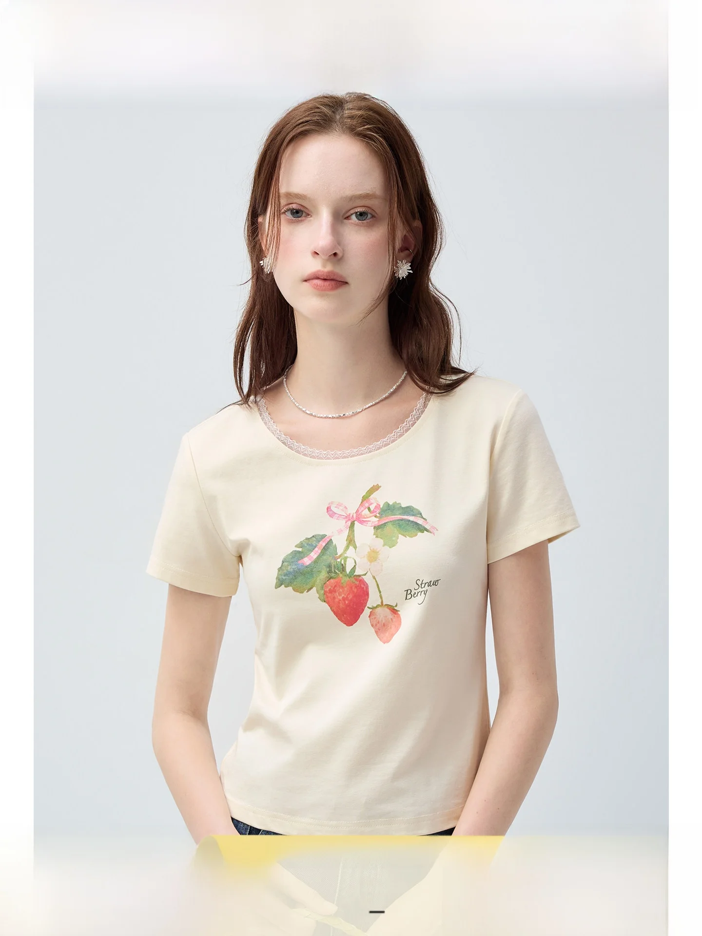 plus Size Women's round Neck T-Shirt Slim Fit Short Sleeve Korean Style Commute Fashion Breathable Skin-Friendly Summer Top
plus Size Women's round Neck T-Shirt Slim Fit Short Sleeve Korean Style Commute Fashion Breathable Skin-Friendly Summer Top