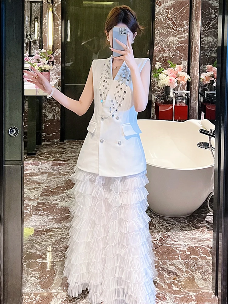 Heavyweight Diamond Embellied Svel Vest Suit Jaet Commute Ele Collar f Skirt Two-Piece Set Women Summer New
Heavyweight Diamond Embellied Svel Vest Suit Jaet Commute Ele Collar f Skirt Two-Piece Set Women Summer New