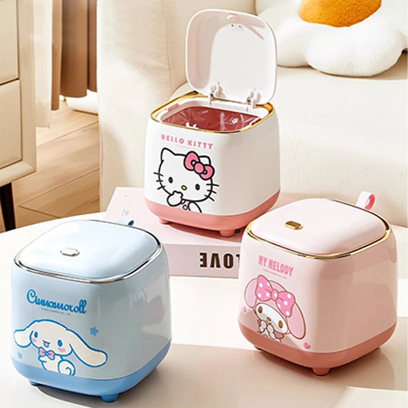 1.5L Kawaii Sanrio Desktop Trash Can Hello Kitty Mini Press Type Girl Bedroom Office Dormitory Home Desktop Cute Storage Bucket
1.5L Kawaii Sanrio Desktop Trash Can Hello Kitty Mini Press Type Girl Bedroom Office Dormitory Home Desktop Cute Storage Bucket