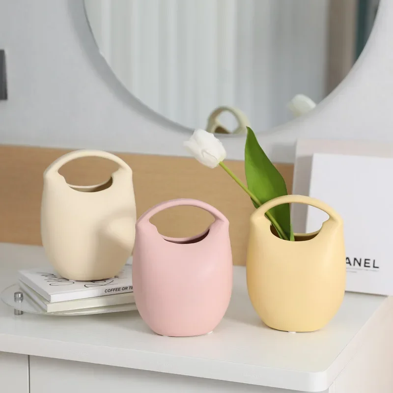 Nordic Ceramic Vase Ornaments Light Luxury Living Room TV Cabinet Dining Table Flower Arrangement Decoration
Nordic Ceramic Vase Ornaments Light Luxury Living Room TV Cabinet Dining Table Flower Arrangement Decoration