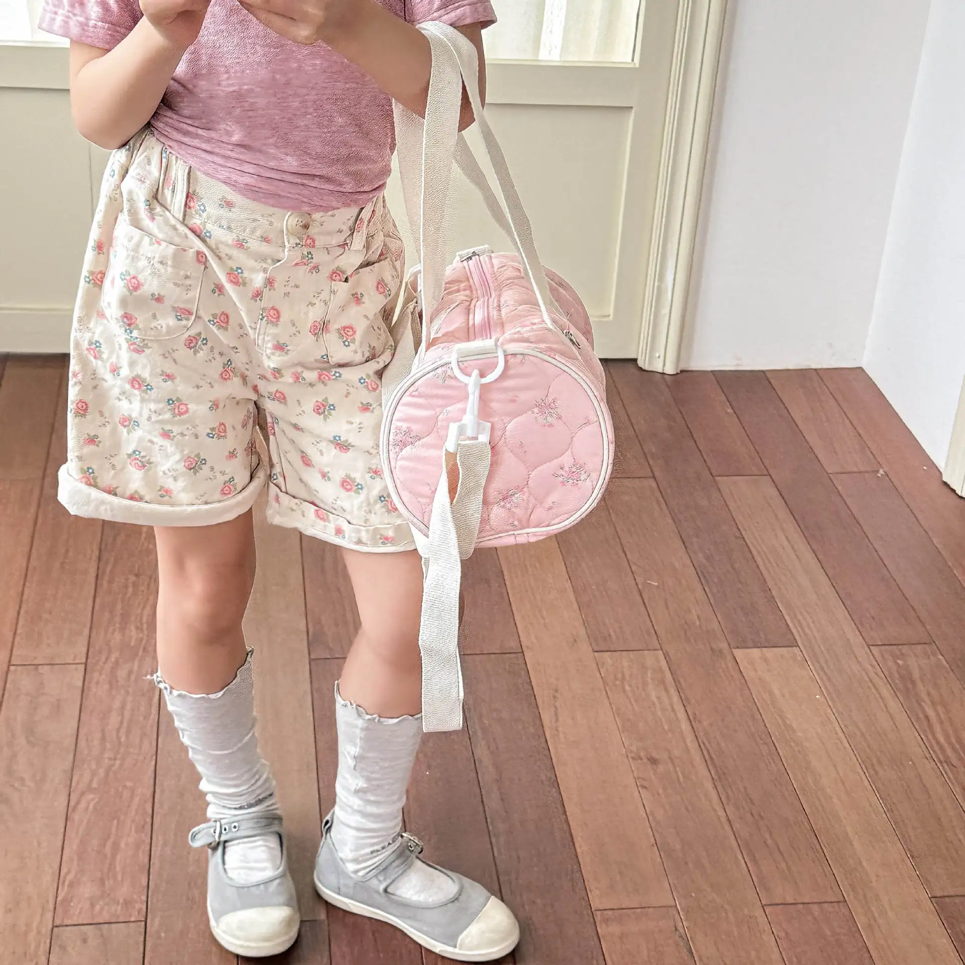 2025 Summer New Children Cotton Loose Shorts Girls Floral Shorts Kids Casual Pants Girls Flower Print Short Pants Baby Clothes
2025 Summer New Children Cotton Loose Shorts Girls Floral Shorts Kids Casual Pants Girls Flower Print Short Pants Baby Clothes