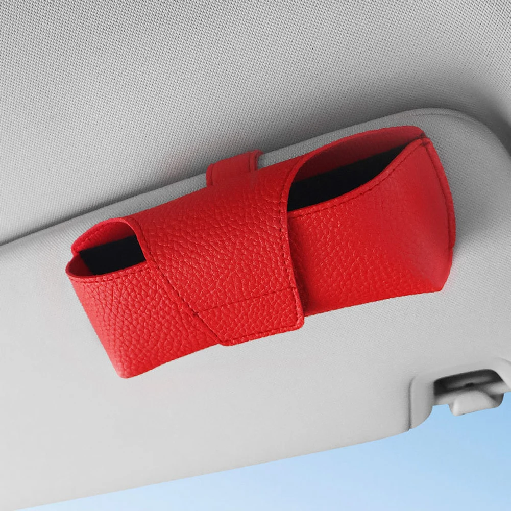 Автомобильный держатель для очков из искусственной кожи с зажимом для солнцезащитного козырька и ящиком для хранения Надежная установка зажима на спине для простого доступа в автомобиле
Автомобильный держатель для очков из искусственной кожи с зажимом для солнцезащитного козырька и ящиком для хранения Надежная установка зажима на спине для простого доступа в автомобиле