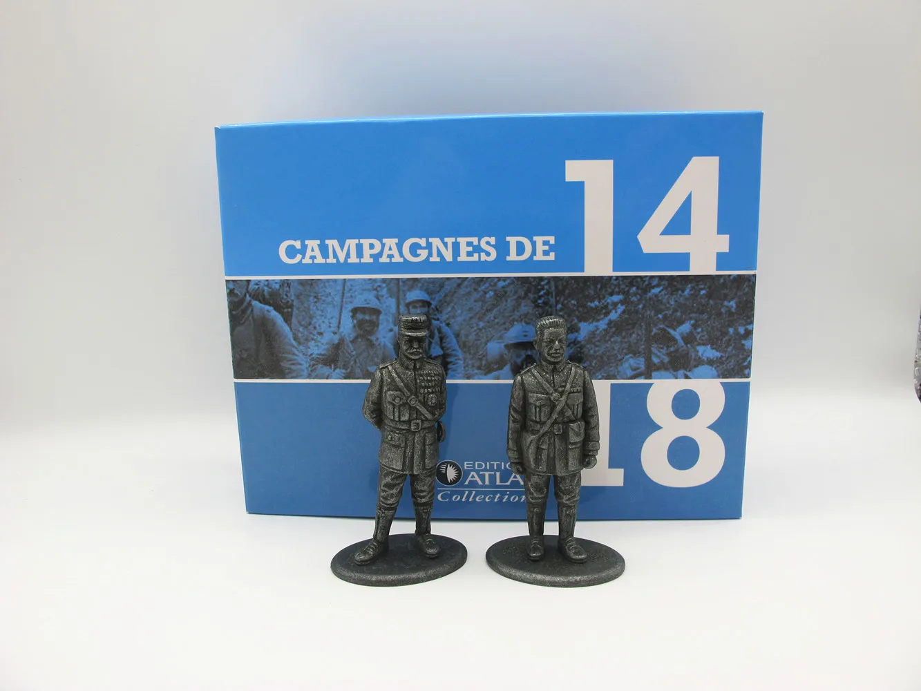 1/30 French Soldier Military 1set Model WWI War Army Miniatures Vintage Metal Desktop Decorations Classic Gifts In Stock
1/30 French Soldier Military 1set Model WWI War Army Miniatures Vintage Metal Desktop Decorations Classic Gifts In Stock