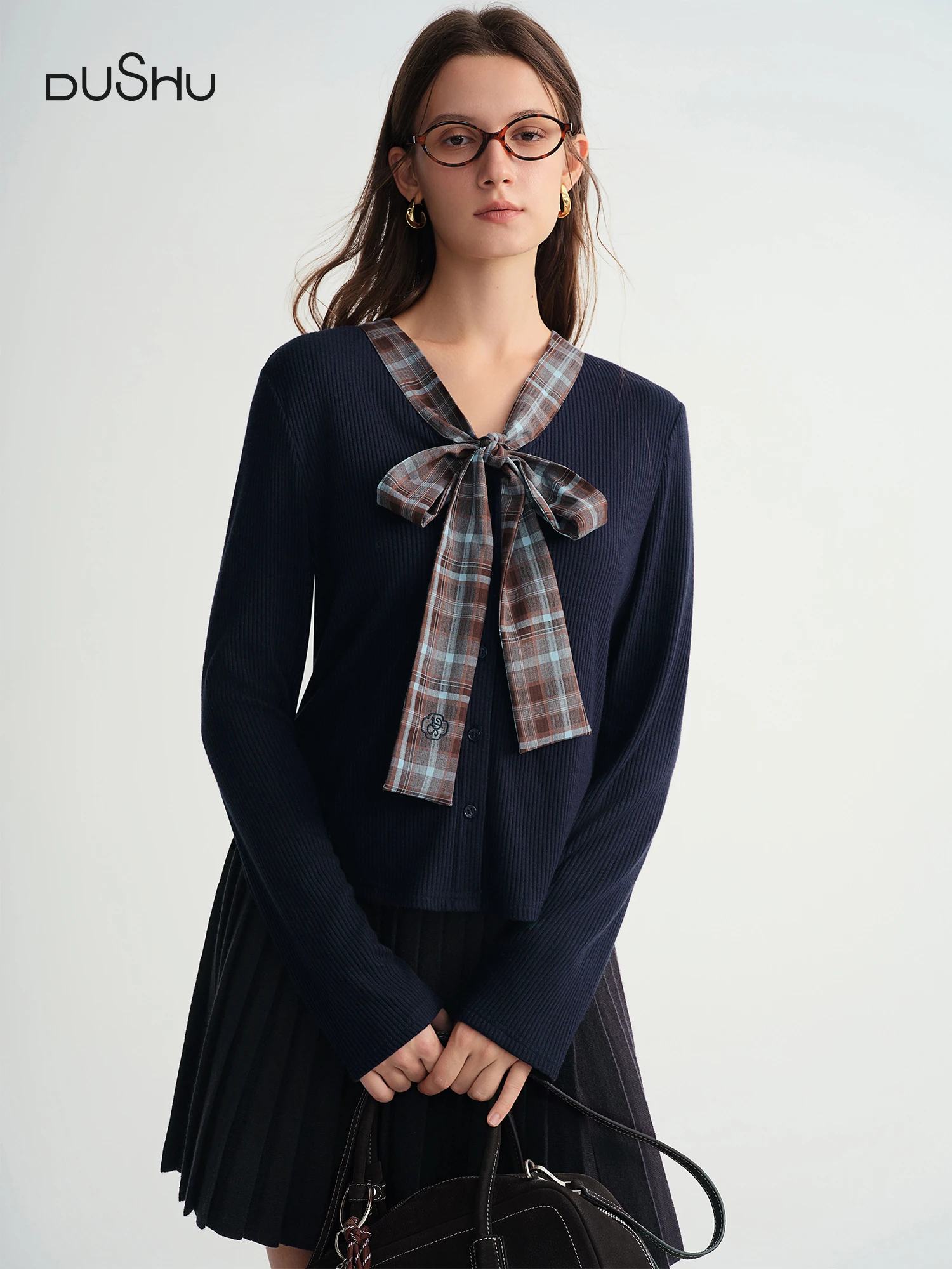 DUSHU Autumn Winter 2025 Women's Plaid Mock Layer Knit Cardigan - Tartan Print Tie Collar Casual Coatigan Versatile Top
DUSHU Autumn Winter 2025 Women's Plaid Mock Layer Knit Cardigan - Tartan Print Tie Collar Casual Coatigan Versatile Top