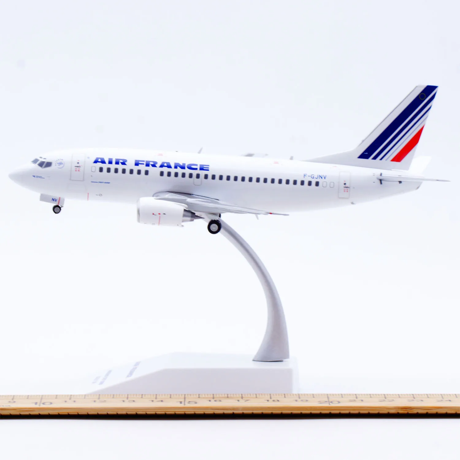 XX20242 Alloy Collectible Plane Gift JC Wings 1:200 Air France "SkyTeam" Boeing B737-500 Diecast Aircraft Jet Model F-GJNV
XX20242 Alloy Collectible Plane Gift JC Wings 1:200 Air France "SkyTeam" Boeing B737-500 Diecast Aircraft Jet Model F-GJNV