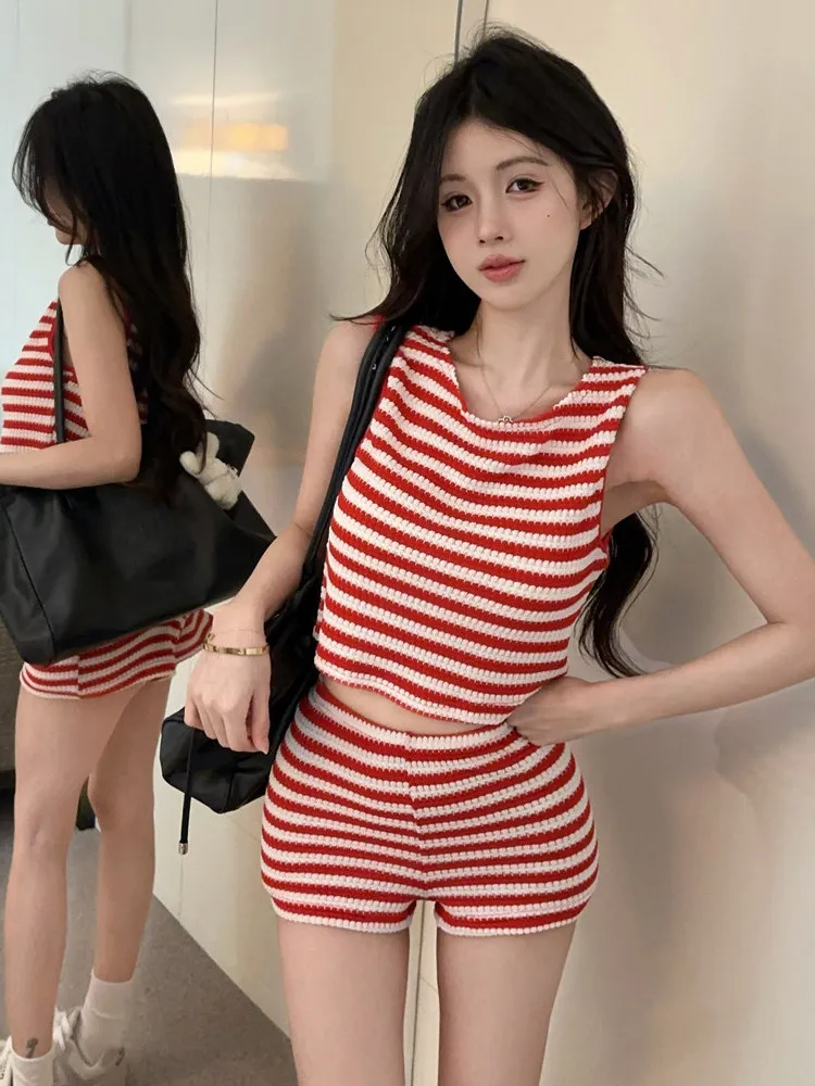 Color Block Stripe Sweet Spicy Casual Fashion round Neck Slim Fit Short Vest Slimming Wrap around Shorts Anti Aging Set
Color Block Stripe Sweet Spicy Casual Fashion round Neck Slim Fit Short Vest Slimming Wrap around Shorts Anti Aging Set