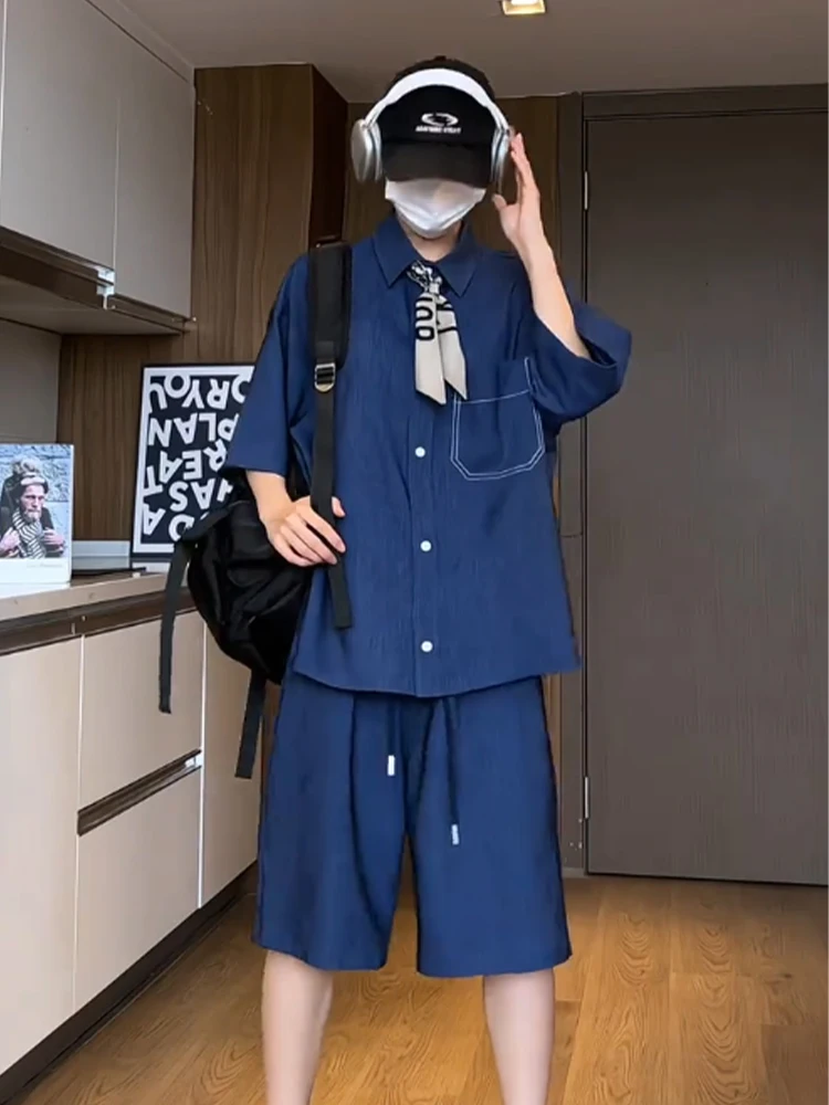 2026 New Retro Japanese Style Men's Summer Loose Shirt Short Sleeve Denim Effect Two-Piece Set Casual Sportswear Youth
2026 New Retro Japanese Style Men's Summer Loose Shirt Short Sleeve Denim Effect Two-Piece Set Casual Sportswear Youth