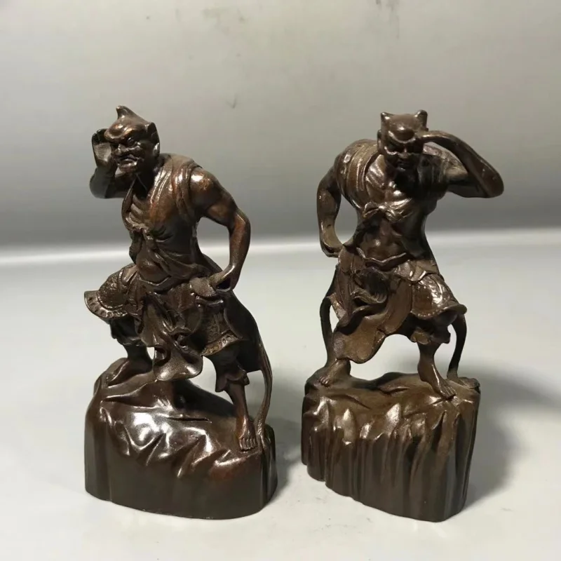 Antique Bronze Thousand-Mile Eye and Wind-Accompanying Ear Statue Ornaments a Pair of Home Crafts with around Two Guardians of H
Antique Bronze Thousand-Mile Eye and Wind-Accompanying Ear Statue Ornaments a Pair of Home Crafts with around Two Guardians of H