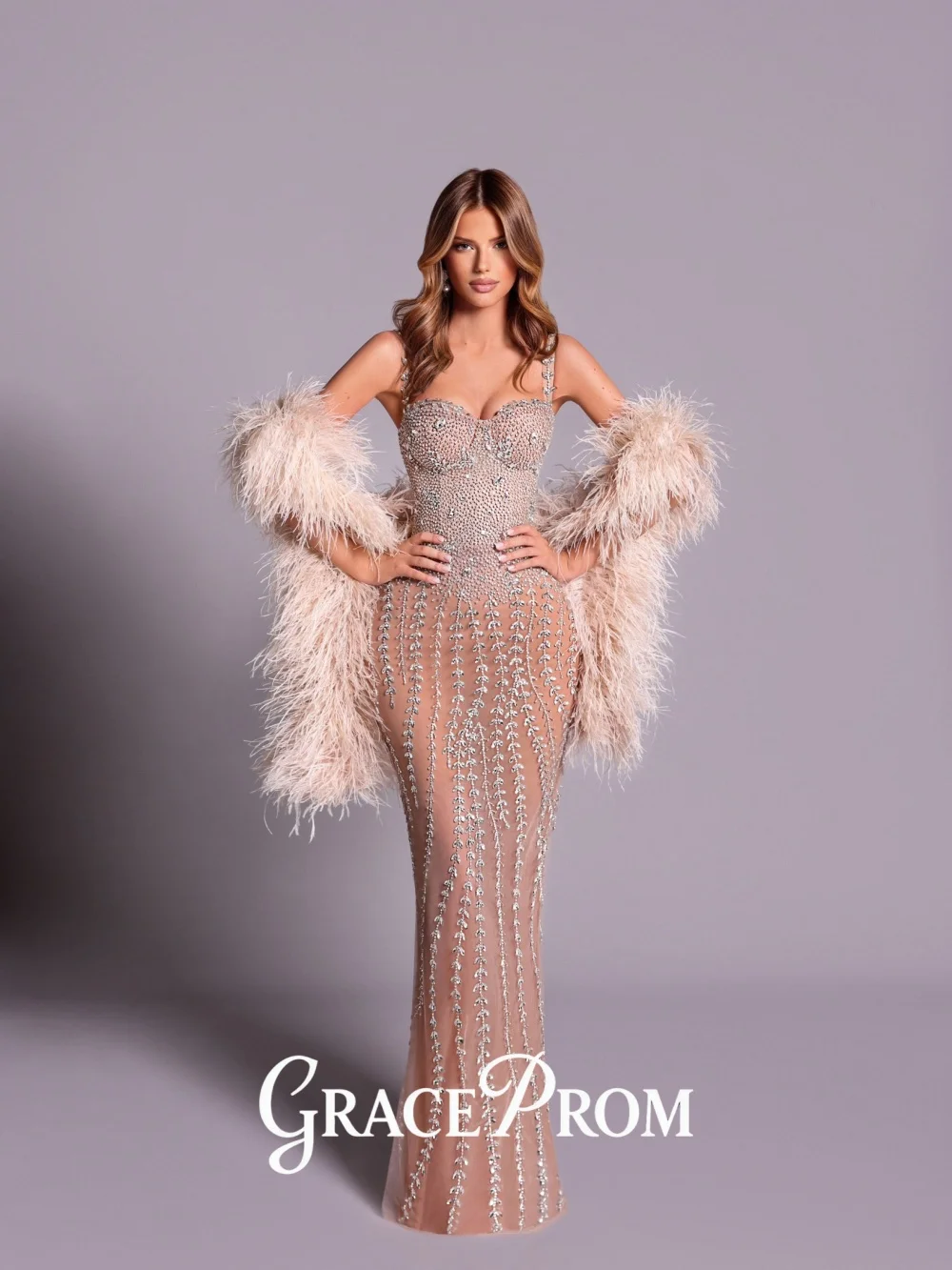 GraceProm Charming Spaghetti-Strap Evening Dress 2026 Feather-Overlay Carpet Gown Elegant A-line Floor-Length Party Gown فسا
GraceProm Charming Spaghetti-Strap Evening Dress 2026 Feather-Overlay Carpet Gown Elegant A-line Floor-Length Party Gown فسا