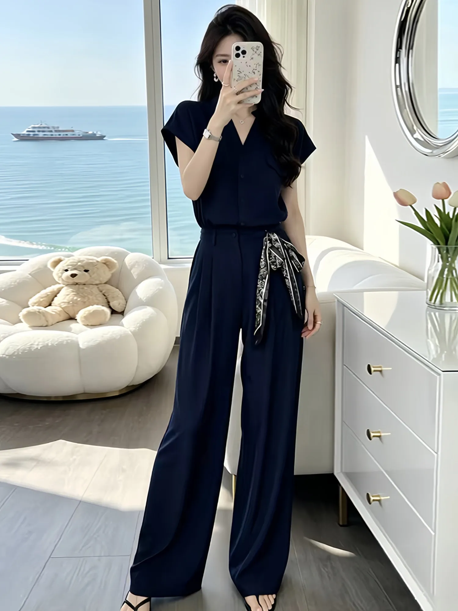 Casual V-Neck Short Sleeve Shirt And Wide Leg Pants Women's Two-Piece Set Breathable Comfortable Summer Fashion Outfit
Casual V-Neck Short Sleeve Shirt And Wide Leg Pants Women's Two-Piece Set Breathable Comfortable Summer Fashion Outfit