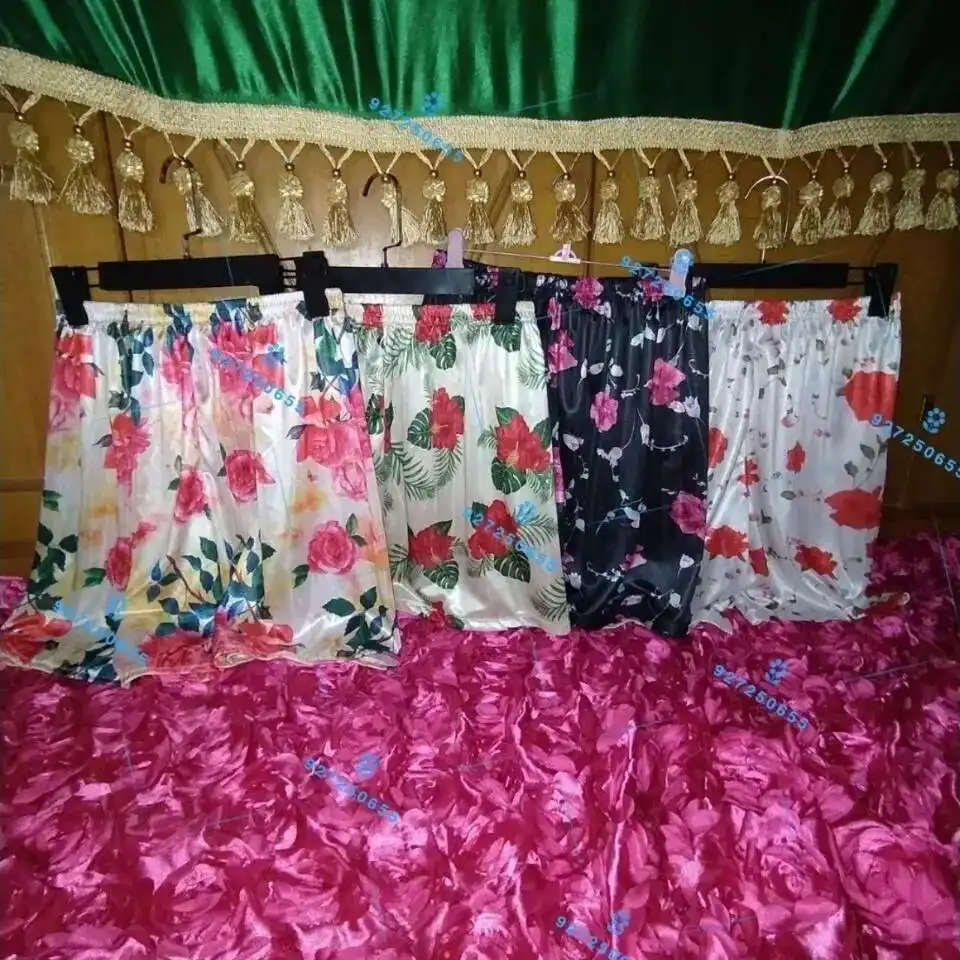 Glossy Summer Floral Print Men Women Loose Shorts Plus Size Cool Satin Underwears Sexy Home Low Waist Bottoms
Glossy Summer Floral Print Men Women Loose Shorts Plus Size Cool Satin Underwears Sexy Home Low Waist Bottoms