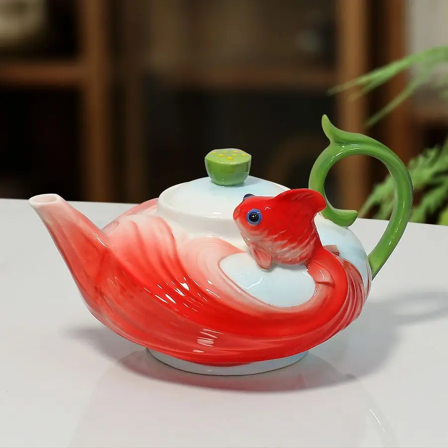 New Chinese Style High-end Kung Fu Tea Set Hand-painted Goldfish Home Tea Pot, Single Pot Ceramic Tea Pot, Housewarming Gift
New Chinese Style High-end Kung Fu Tea Set Hand-painted Goldfish Home Tea Pot, Single Pot Ceramic Tea Pot, Housewarming Gift