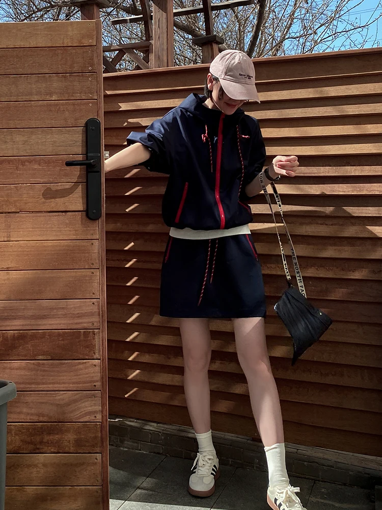 Spring Limited Edition Light City Su Xiaotang Outdoor Workwear Style Women's Hooded Short Jacket And Halter Skirt Set
Spring Limited Edition Light City Su Xiaotang Outdoor Workwear Style Women's Hooded Short Jacket And Halter Skirt Set