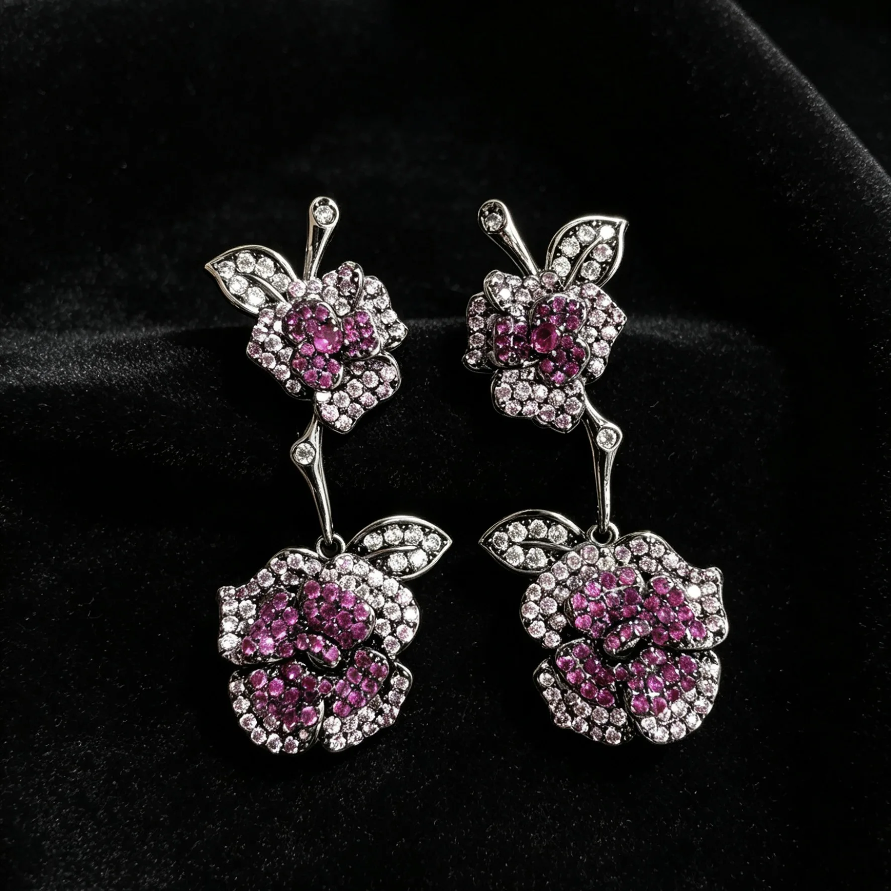 Rose Flower Drop Earrings Pink white Cubic Zirconia Floral Dangle Earrings for Women cute jewelry
Rose Flower Drop Earrings Pink white Cubic Zirconia Floral Dangle Earrings for Women cute jewelry