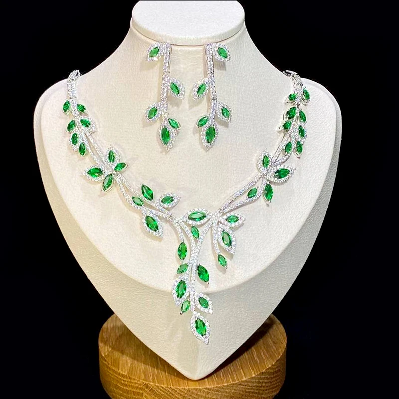 ASNORA High Quality Blue Color Green and White Leaf Shape Cubic Zirconia Bridal Wedding Women Jewelry Set
ASNORA High Quality Blue Color Green and White Leaf Shape Cubic Zirconia Bridal Wedding Women Jewelry Set