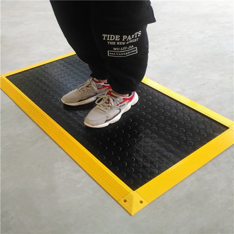 2025Workshop aisle industrial floor mat factory with yellow warning edge steel plate pattern non-slip floor glue
2025Workshop aisle industrial floor mat factory with yellow warning edge steel plate pattern non-slip floor glue