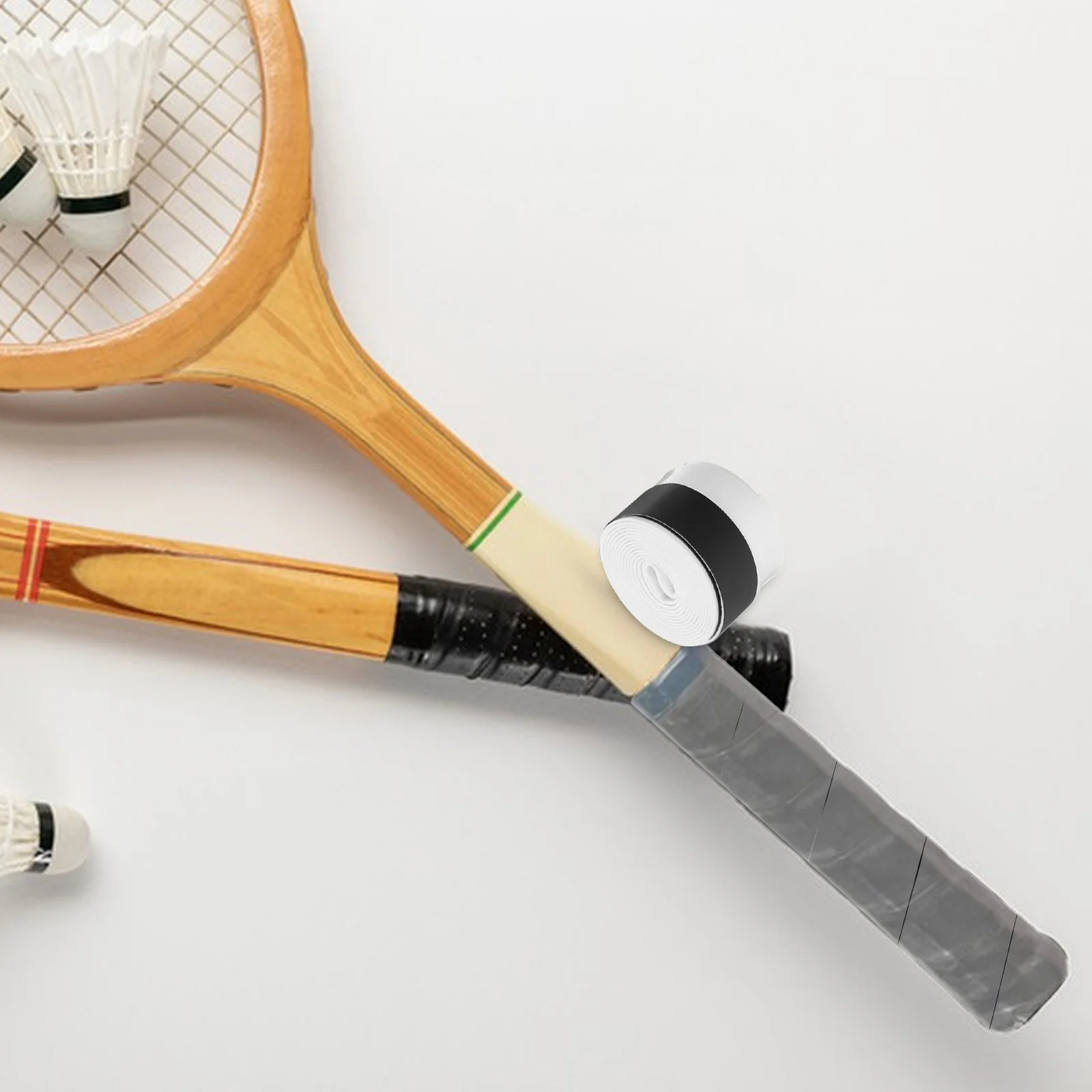 10Pcs White Moisture Wicking Anti Slip Overgrip for Badminton Squash Tennis Racketball Racket Ideal Hot Humid Days
10Pcs White Moisture Wicking Anti Slip Overgrip for Badminton Squash Tennis Racketball Racket Ideal Hot Humid Days