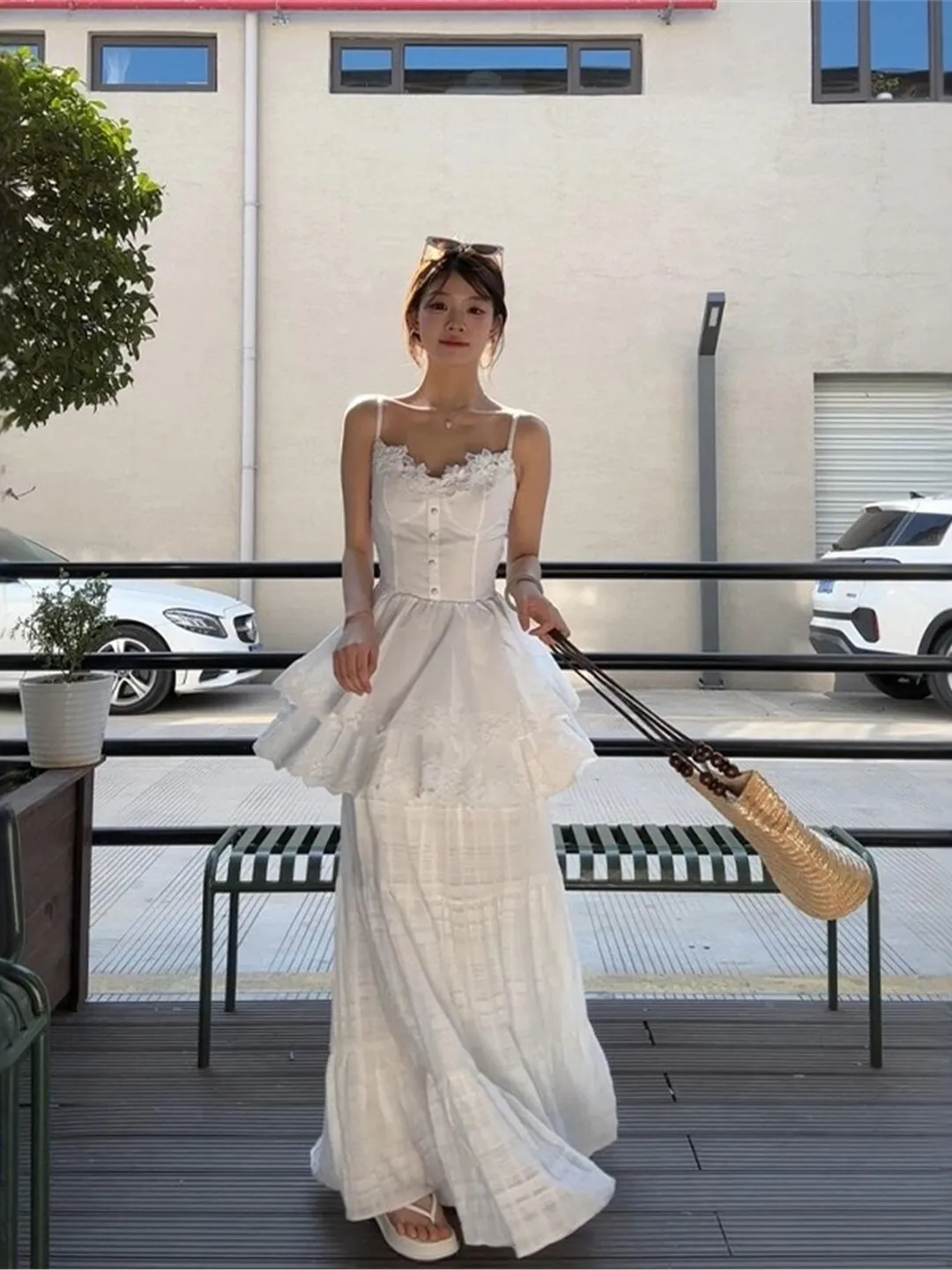 White Lace Splice Flower Halter Half Skirt Set Women Summer Beach Vacation Long Skirt Two Piece Set Breathable High Waist V Neck
White Lace Splice Flower Halter Half Skirt Set Women Summer Beach Vacation Long Skirt Two Piece Set Breathable High Waist V Neck