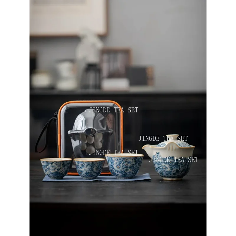 Ru Kiln Blue and White Porcelain Quick Customer Cup Travel Tea Set One Pot Three Cups Portable Storage Bag Outdoor Tea Set
Ru Kiln Blue and White Porcelain Quick Customer Cup Travel Tea Set One Pot Three Cups Portable Storage Bag Outdoor Tea Set