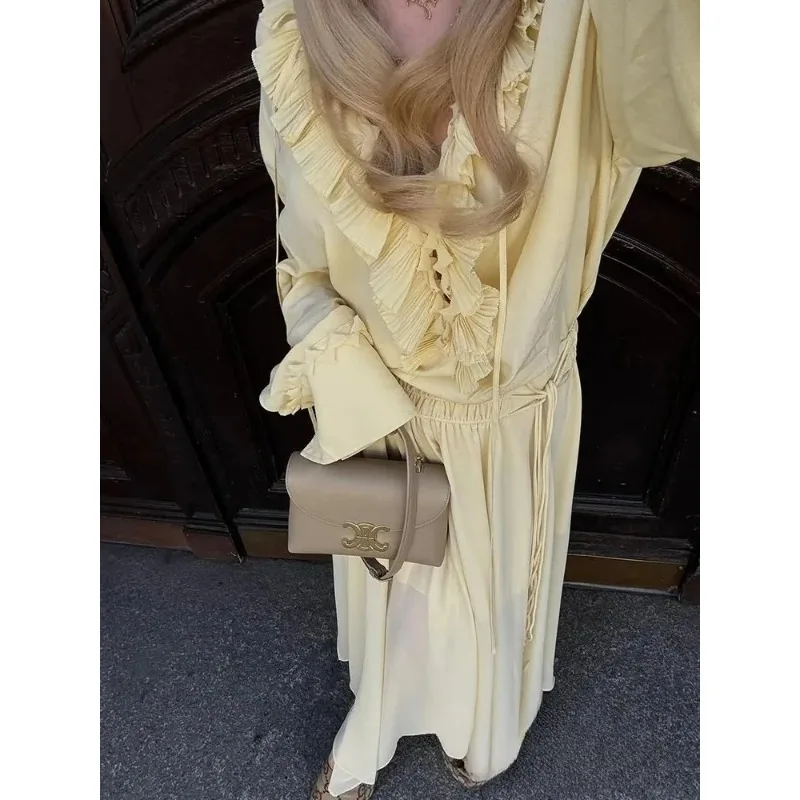 Vintage Chic Yellow Tie Up Women Blouse V-Neck Ruffles Long Sleeve Lace-up Bow Shirts Fashion Spring Summer Blouses
Vintage Chic Yellow Tie Up Women Blouse V-Neck Ruffles Long Sleeve Lace-up Bow Shirts Fashion Spring Summer Blouses