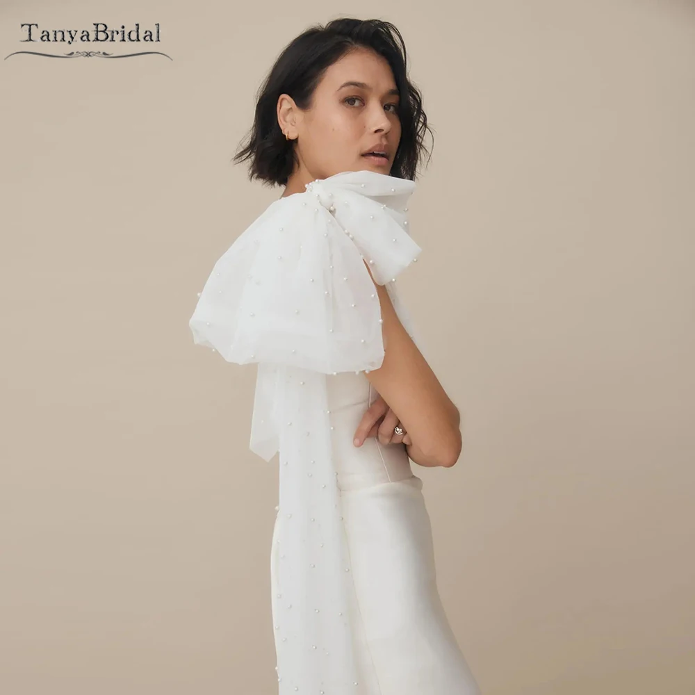 Voluptuous Pearled Tulle Shoulder Bow For Modern Bridal Accessory Wedding Bolero Bow DJ167
Voluptuous Pearled Tulle Shoulder Bow For Modern Bridal Accessory Wedding Bolero Bow DJ167