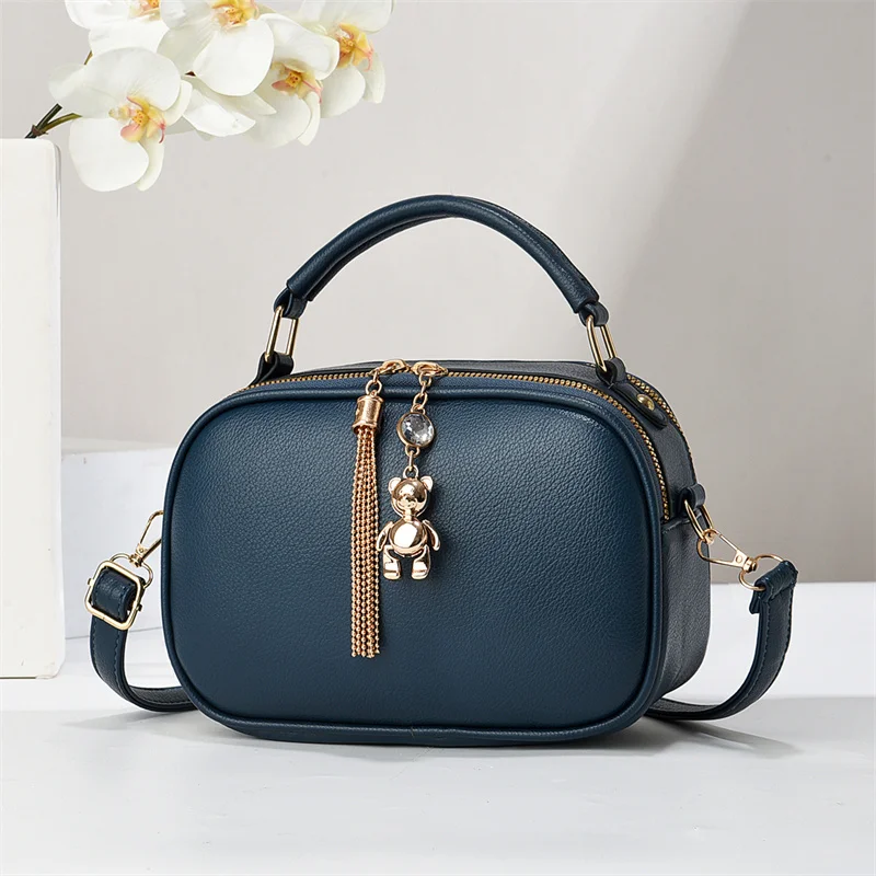 Роскошная элегантная сумка для подгузников для женщин: минималистичная кожаная сумка через плечо, классическая дизайнерская винтажная сумка-тоут с большой вместимостью
Роскошная элегантная сумка для подгузников для женщин: минималистичная кожаная сумка через плечо, классическая дизайнерская винтажная сумка-тоут с большой вместимостью