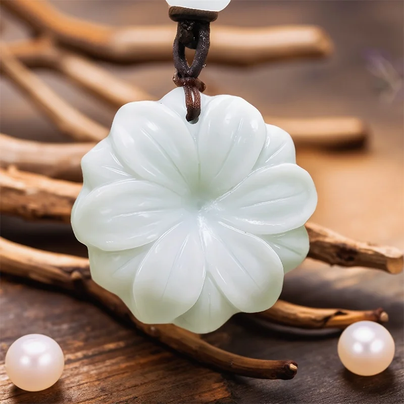Зеленый настоящий нефритовый цветок кулон ожерелье Шарм талисманы винтажные натуральные ювелирные изделия подарки для женщин мужчин модный роскошный дизайнер
Зеленый настоящий нефритовый цветок кулон ожерелье Шарм талисманы винтажные натуральные ювелирные изделия подарки для женщин мужчин модный роскошный дизайнер