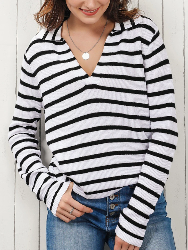 Black Striped Sweater Women Vintage Casual V Neck Knitted Cotton Pullover Female Autumn Winter Loose Long Sleeve Lapel Knitwears
Black Striped Sweater Women Vintage Casual V Neck Knitted Cotton Pullover Female Autumn Winter Loose Long Sleeve Lapel Knitwears