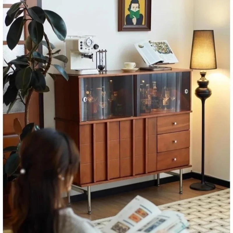 Retro Family Banquet Wine Pavilion | Solid wood glass side cabinet, with a warm order of display and storage
Retro Family Banquet Wine Pavilion | Solid wood glass side cabinet, with a warm order of display and storage