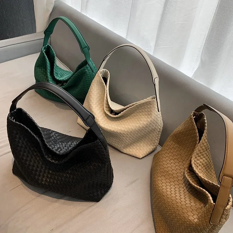 Korean Niche Design Handmade Women Bag 2024 New Large Capacity Casual Tote Bag Commuting Shoulder Crossbody Bag
Korean Niche Design Handmade Women Bag 2024 New Large Capacity Casual Tote Bag Commuting Shoulder Crossbody Bag