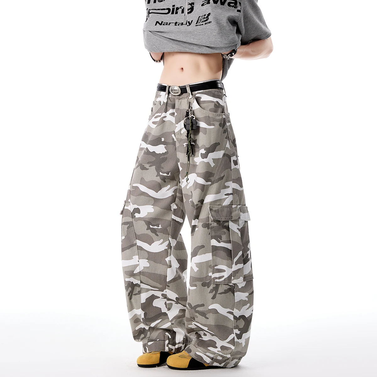 High Quality Camouflage Multi-pocket Baggy Jeans Men Wide Leg Loose Fit Cargo Pants Streetwear Vintage Denim Trousers
High Quality Camouflage Multi-pocket Baggy Jeans Men Wide Leg Loose Fit Cargo Pants Streetwear Vintage Denim Trousers