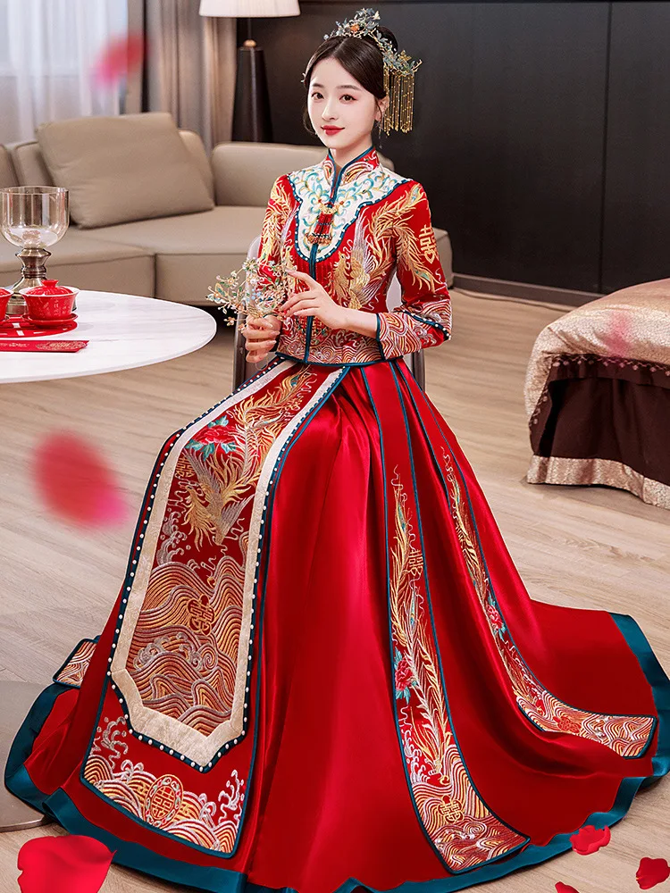 Традиционное свадебное платье для невесты Qipao, китайское свадебное платье, женское платье Чонсам с вышивкой Феникс
Традиционное свадебное платье для невесты Qipao, китайское свадебное платье, женское платье Чонсам с вышивкой Феникс