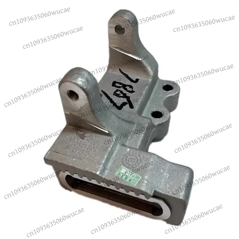 90922719 9047867 Suitable for Chevrolet Celio New Celio 1.2 Dispanse Belt Tightening Wheel Bracket Generator Bracket Accessories
90922719 9047867 Suitable for Chevrolet Celio New Celio 1.2 Dispanse Belt Tightening Wheel Bracket Generator Bracket Accessories