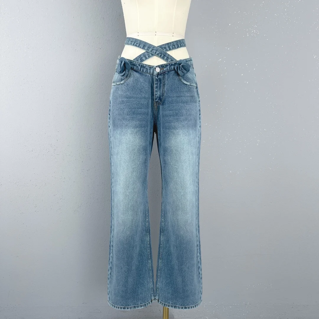 Y2K three-dimensional rose flower waist decoration light blue straight Women's pants temperament hundred cross tie jeans
Y2K three-dimensional rose flower waist decoration light blue straight Women's pants temperament hundred cross tie jeans
