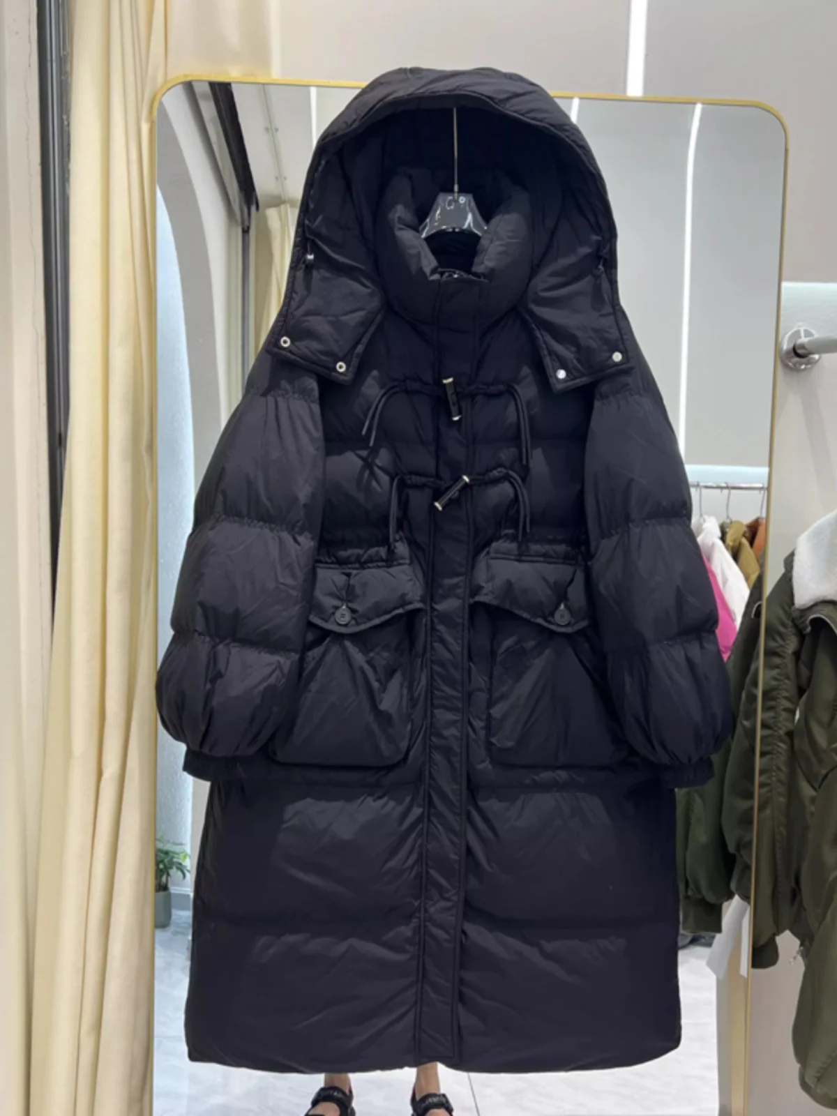 Loose Women's down Cotton Jacket Black Hooded Thickened Mid-Length Winter New Style Button Closure Korean Style Long Sleeve
Loose Women's down Cotton Jacket Black Hooded Thickened Mid-Length Winter New Style Button Closure Korean Style Long Sleeve