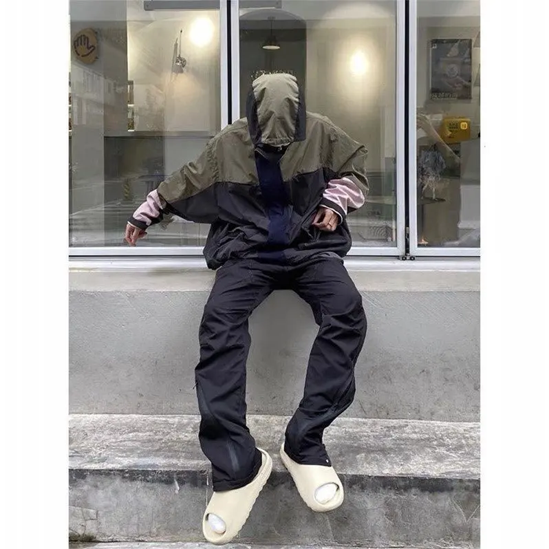 Trendy American High Street Nylon Work Pants Men's Zipper Pressed Glue Utility Trousers Youthful Energy Style Straight Leg
Trendy American High Street Nylon Work Pants Men's Zipper Pressed Glue Utility Trousers Youthful Energy Style Straight Leg