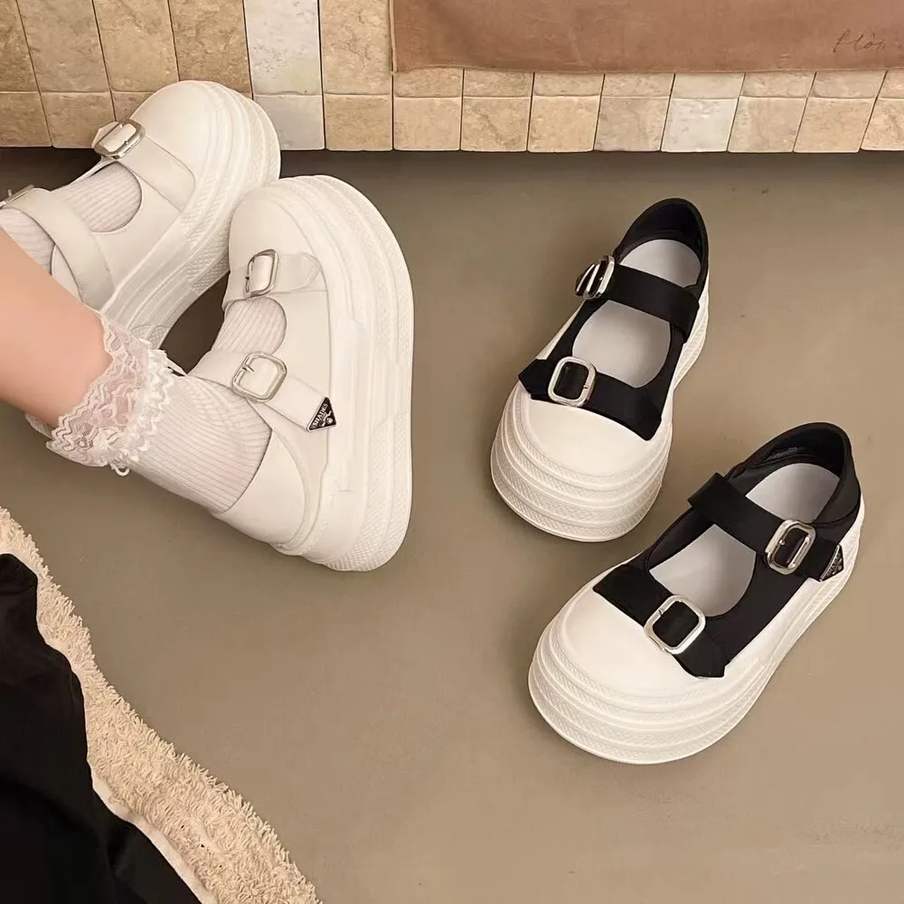 Elevated Mary Janes Women's Shoes Spring Summer New Style Platform Casual Slip-On Fashionable Thick Bottom Adhesive Patch
Elevated Mary Janes Women's Shoes Spring Summer New Style Platform Casual Slip-On Fashionable Thick Bottom Adhesive Patch
