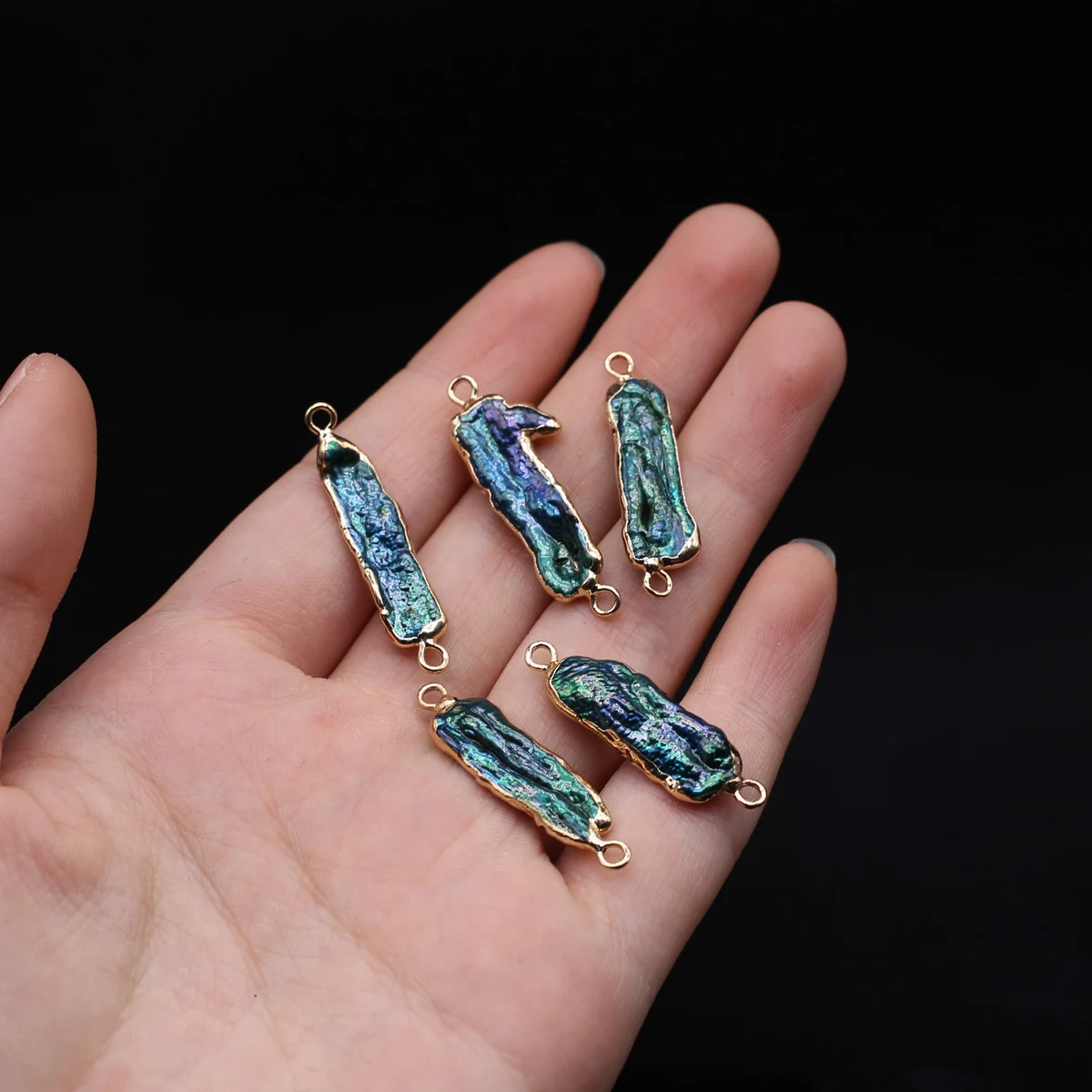 5pcs/lot Natural Baroque Pearl Pendant Connector Rectangle Pearl Connector for Making DIY Jewerly Earrings Bracelet 66x29mm
5pcs/lot Natural Baroque Pearl Pendant Connector Rectangle Pearl Connector for Making DIY Jewerly Earrings Bracelet 66x29mm