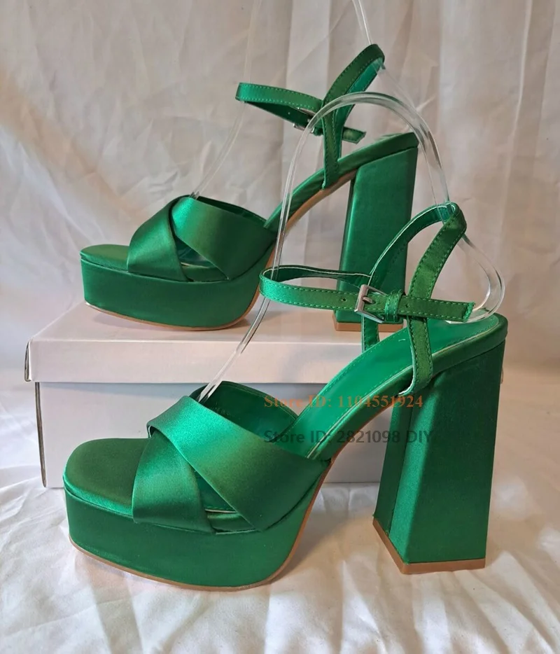 Fashion Green Satin Platform Chunky High Heeled Strappy Sandals Women Summer Dress Shoes
Fashion Green Satin Platform Chunky High Heeled Strappy Sandals Women Summer Dress Shoes