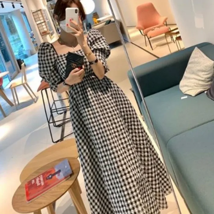 Summer New Vintage Plaid Square Collar Slim High Waist over Knee Long Bubble Sleeve Dress Women Korean Style Spring Autumn Wi...
Summer New Vintage Plaid Square Collar Slim High Waist over Knee Long Bubble Sleeve Dress Women Korean Style Spring Autumn Wi...