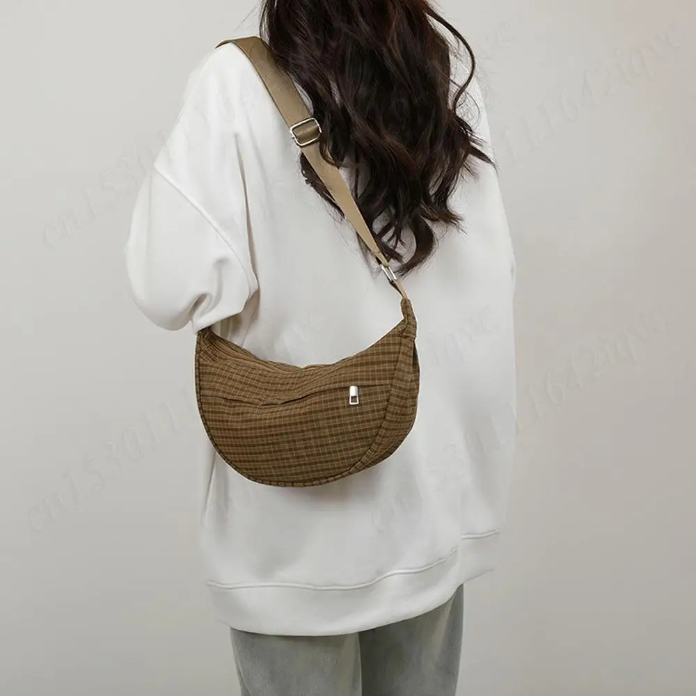 Women Crossbody Bags Soft Nylon Waffle Dumpling Bag Casual Small Chest Pack Lightweight Shoulder Bag Perfect Daily Crescent Bag
Women Crossbody Bags Soft Nylon Waffle Dumpling Bag Casual Small Chest Pack Lightweight Shoulder Bag Perfect Daily Crescent Bag
