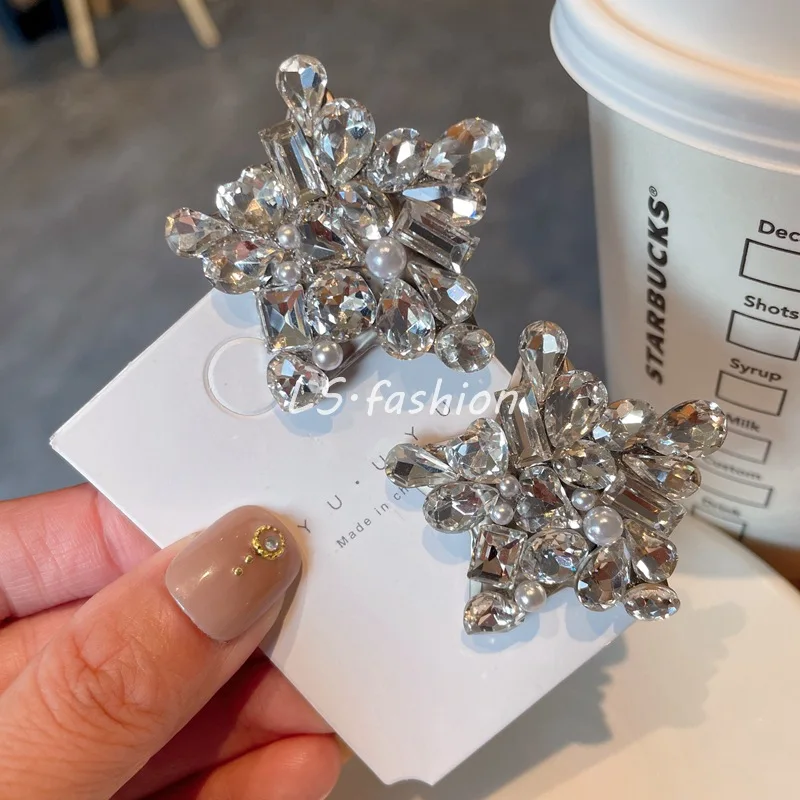 Sweet Cool Hairpin Y2K Girl Pentagram Hair Clip with Rhinestone BB Headwear Bang Edged Side Clip New Women Hair Accessories
Sweet Cool Hairpin Y2K Girl Pentagram Hair Clip with Rhinestone BB Headwear Bang Edged Side Clip New Women Hair Accessories