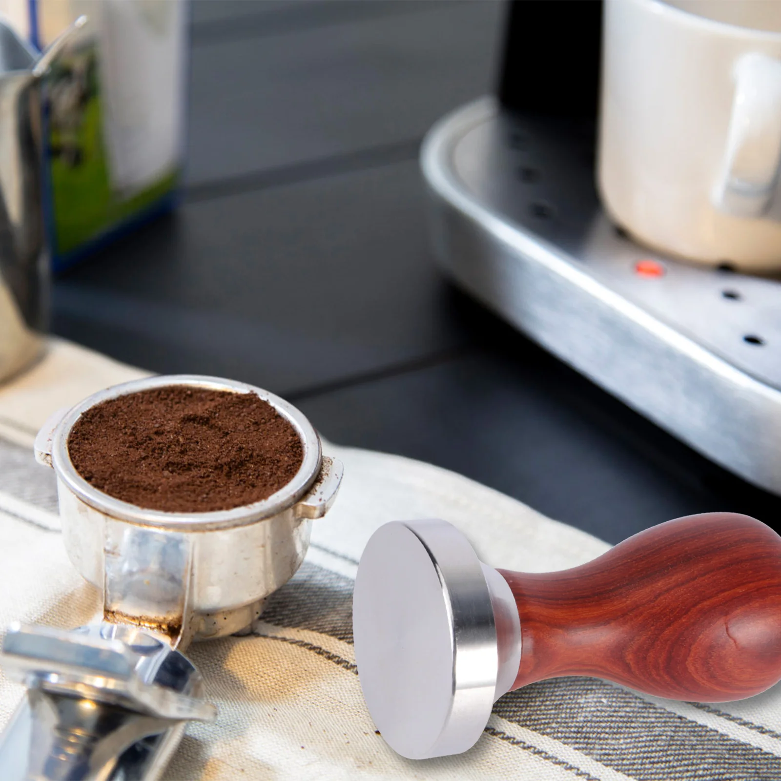 1 Pc Red Sandalwood and Stainless Steel Italian Coffee Tamper 58mm Flat Base Espresso Tamper Coffee Bean Press
1 Pc Red Sandalwood and Stainless Steel Italian Coffee Tamper 58mm Flat Base Espresso Tamper Coffee Bean Press