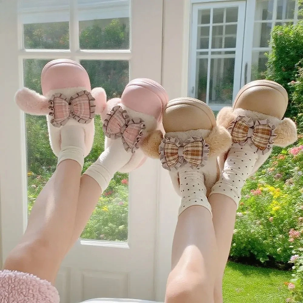 Зимняя пушистая обувь в стиле Лолиты, милые хлопковые тапочки с заячьими ушками, нескользящая мягкая и милая плюшевая обувь на толстой подошве для домашней одежды для женщин
Зимняя пушистая обувь в стиле Лолиты, милые хлопковые тапочки с заячьими ушками, нескользящая мягкая и милая плюшевая обувь на толстой подошве для домашней одежды для женщин