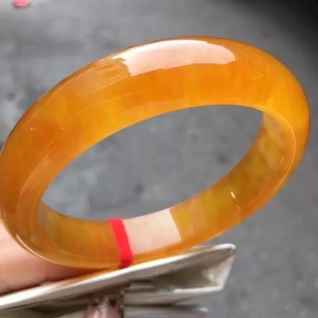 Natural Myanmar jadeite color ice seed new pit yellow jade bracelet
Natural Myanmar jadeite color ice seed new pit yellow jade bracelet