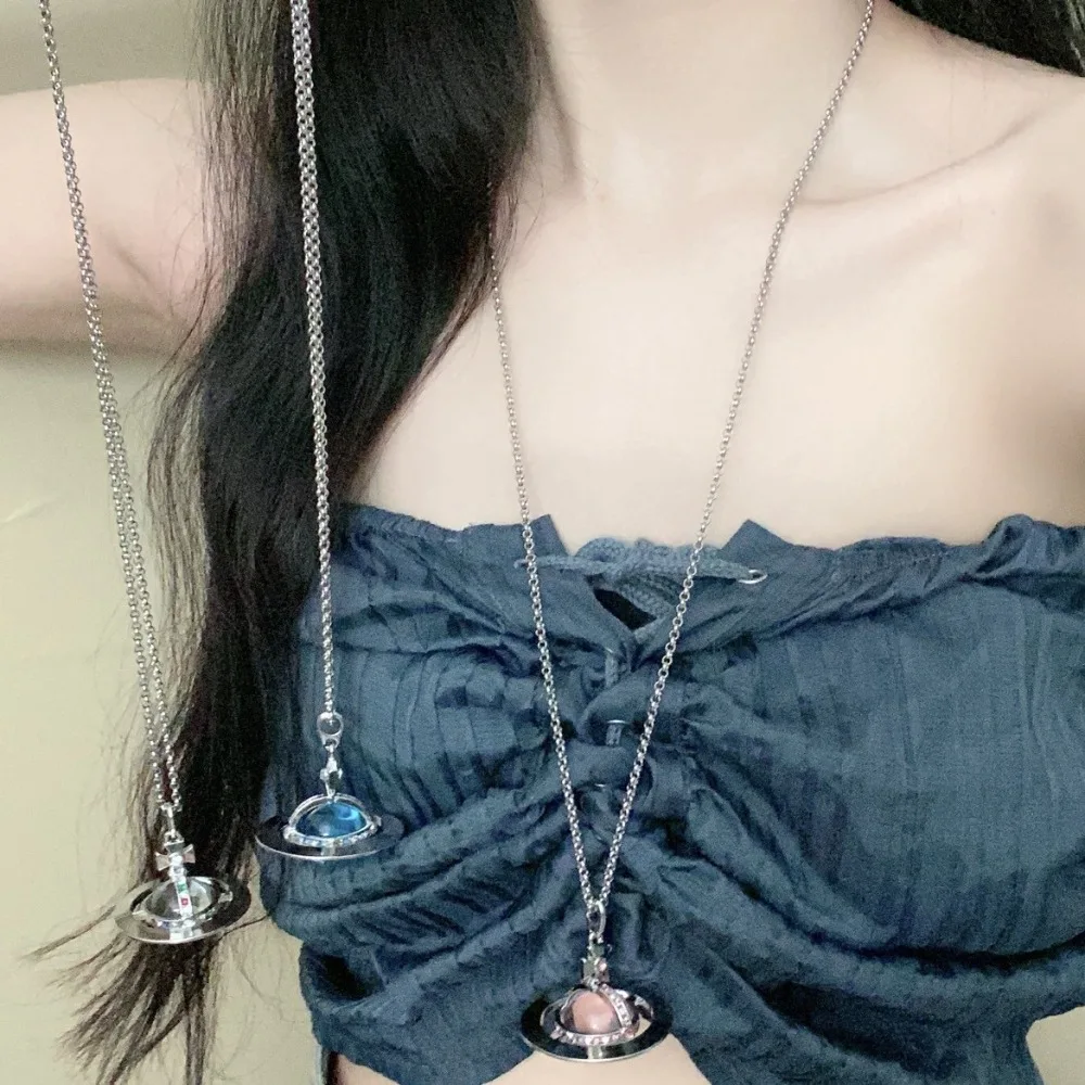 Saturn Pendant Necklace for Women Stainless Steel Chain Unique Planet Design Y2K Space-Inspired Jewelry for Daily Wear
Saturn Pendant Necklace for Women Stainless Steel Chain Unique Planet Design Y2K Space-Inspired Jewelry for Daily Wear