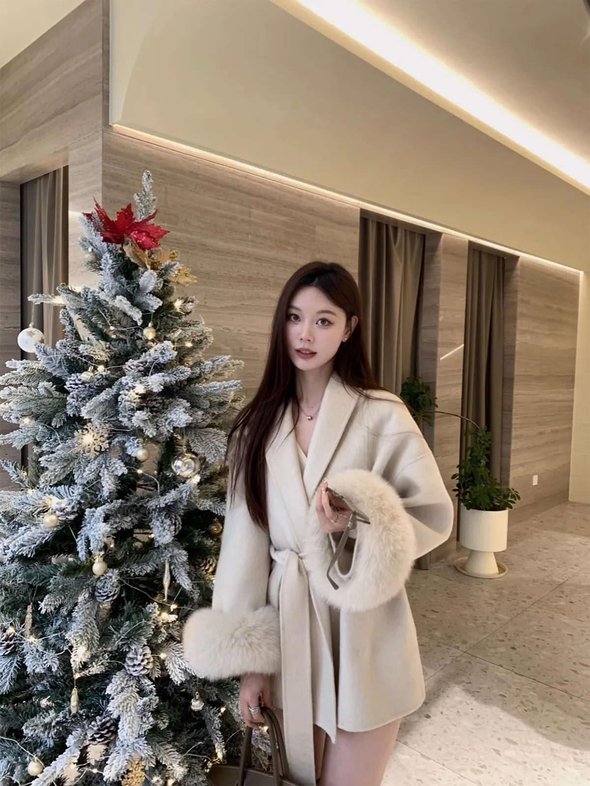 Пальто Seeyouiceland ручной работы из верблюжьего пуха и шерсти, женская модная верхняя одежда, 80% шерсть, 0% верблюжий пух, 0% другие материалы
Пальто Seeyouiceland ручной работы из верблюжьего пуха и шерсти, женская модная верхняя одежда, 80% шерсть, 0% верблюжий пух, 0% другие материалы